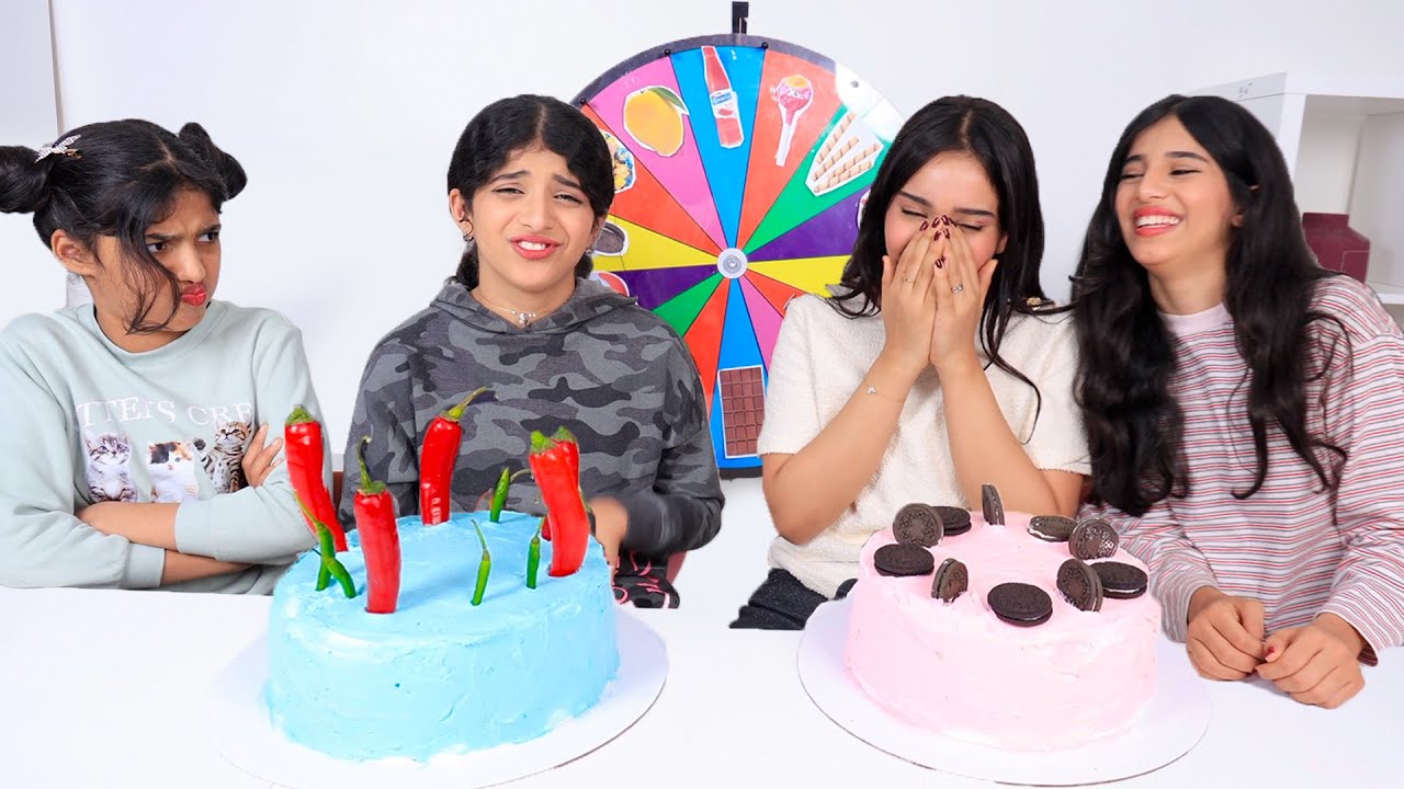 تحدي تزيين الكيك 🎂 بعجلة الحظ الغامضة شفا ضد غزل 😂 Mystery Wheel of decorating cake Challenge